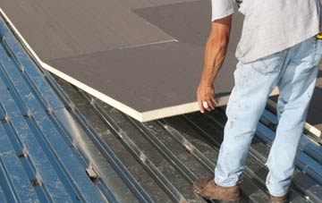 benefits of insulating Pont Rhythallt flat roofing