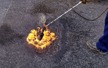 Pont Rhythallt flat roofing repairs